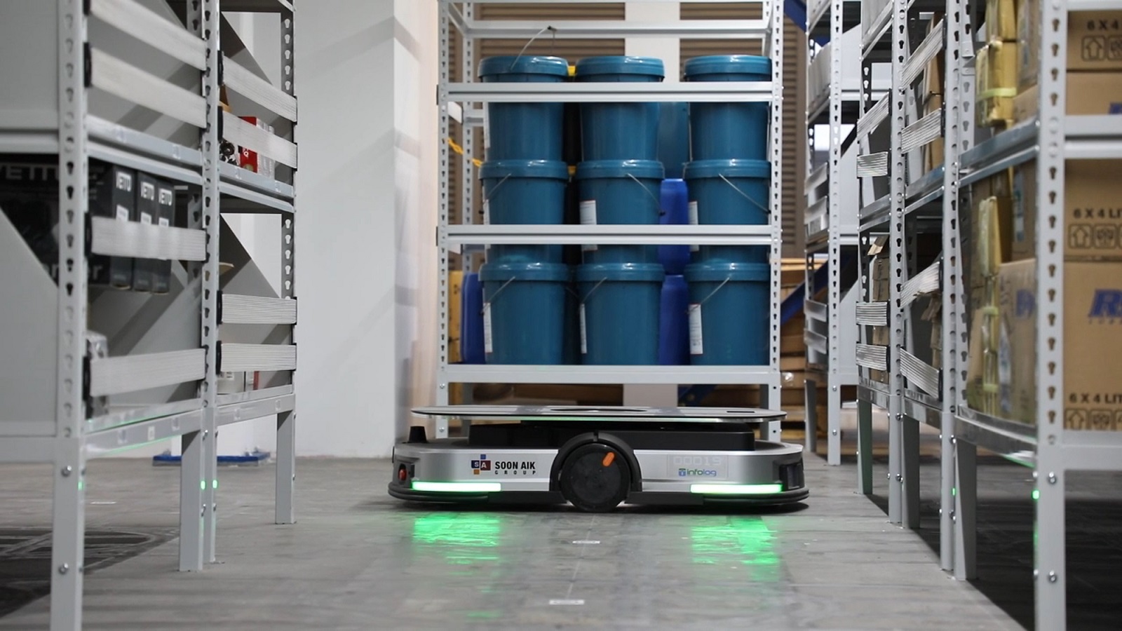 Filtec employs a total of 31 autonomous mobile robots in its Defu Industrial City facility.